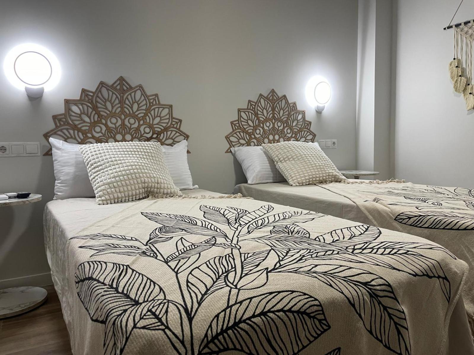 La Sonrisa De Niki Guest House Torrejon de Velasco Екстериор снимка